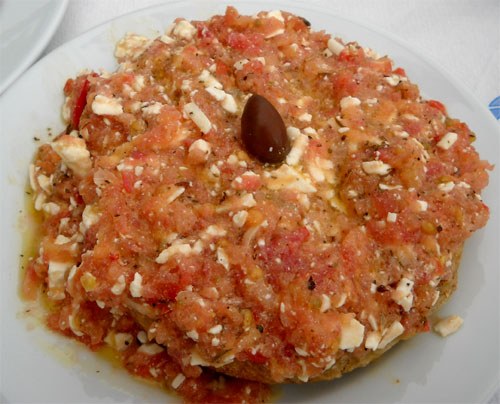 Koukouvagia - eine Vorspeise aus Twieback und Tomaten